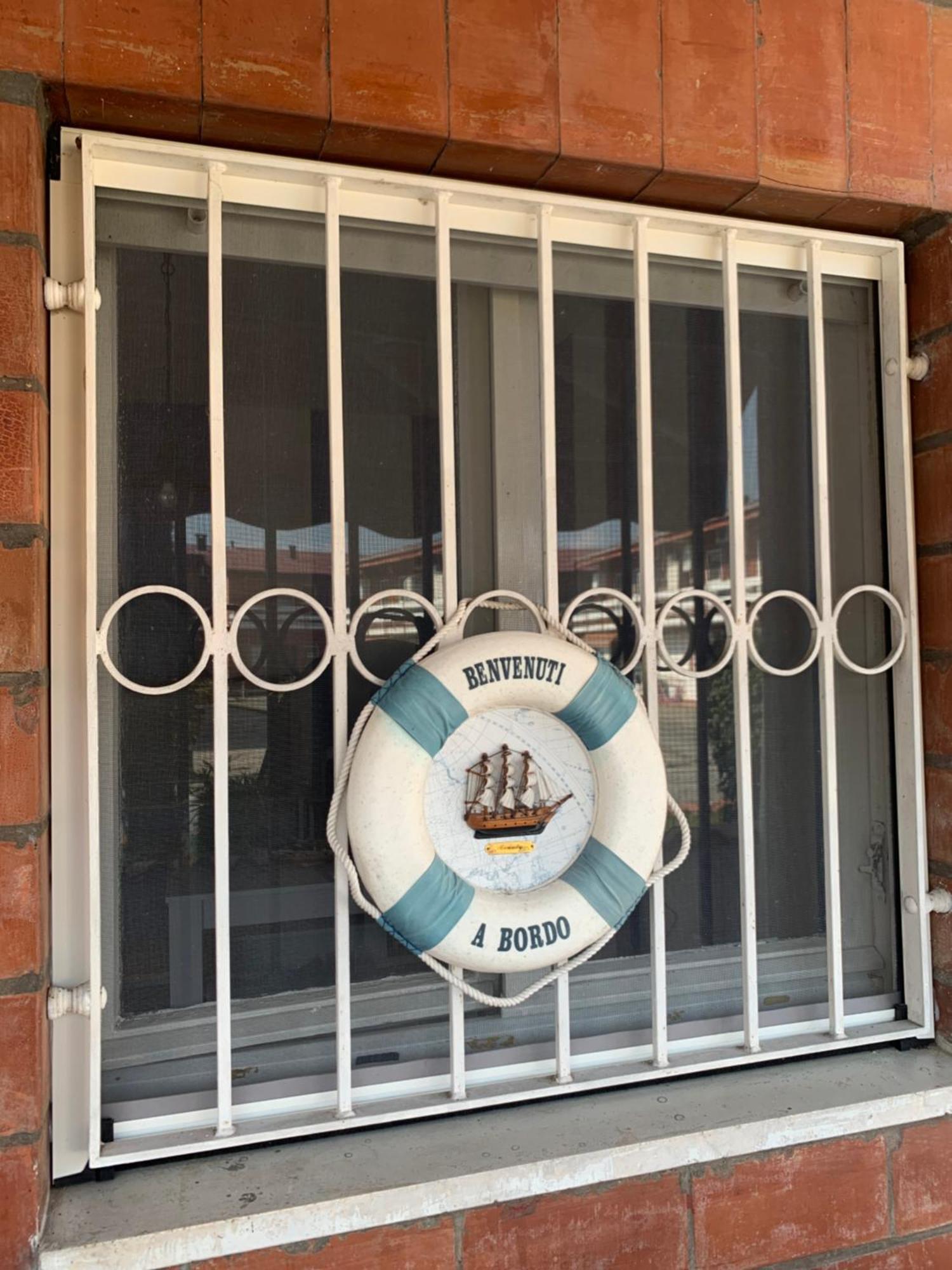 קסטלטו סופרה טיצ'ינו Casa In Riva Al Lago Diletta Spiti מראה חיצוני תמונה